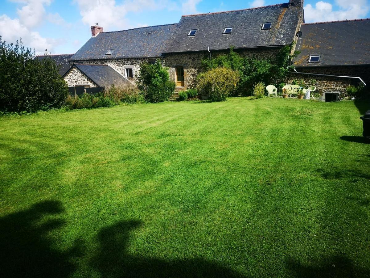 Gites Ferme De La Baie Roz-sur-Couesnon Exterior photo