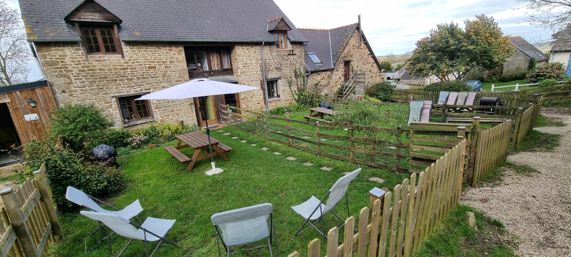 Gites Ferme De La Baie Roz-sur-Couesnon Exterior photo
